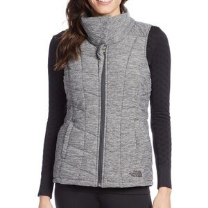 The North Face Pseudio Vest Women's M Static Charcoal/Black EUC
